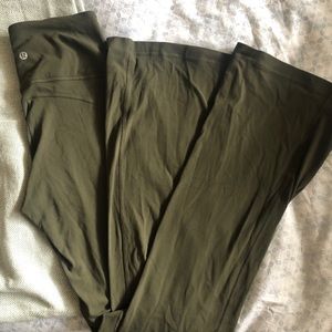 Lululemon On the Move Yoga Pants